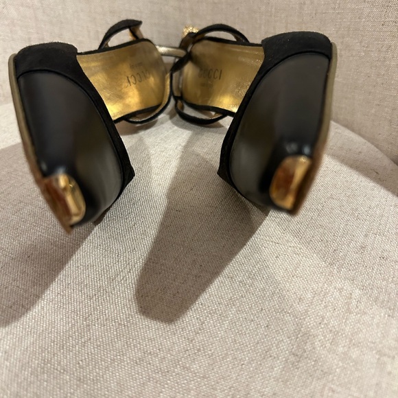 Vintage Gucci Slingback Heels - Picture 4 of 15
